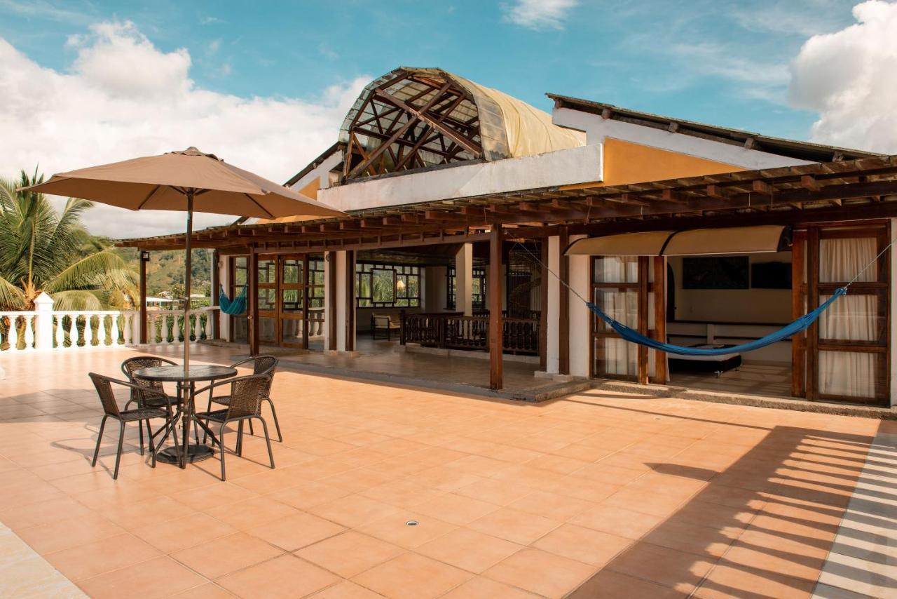 Hotel Costa Choco Bahia Solano Exteriör bild